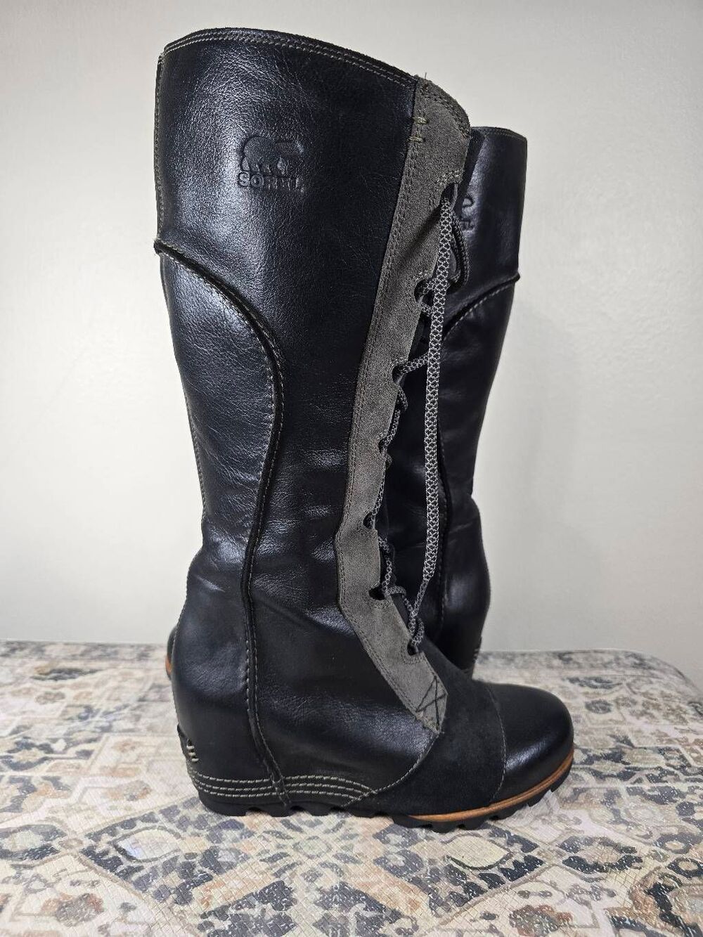 Sorel Cate The Great Wedge Black/Grey Knee High Lace Up Boots Size 10
